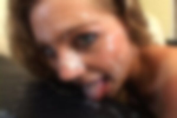 Oma Schmälzchen sucht die Wärme der Herzen und das Du von der Freundschaft